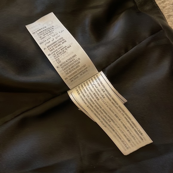 Abercrombie & Fitch Faux Leather Puffer - Ultra Warmth - Black - Small - Picture 7 of 12